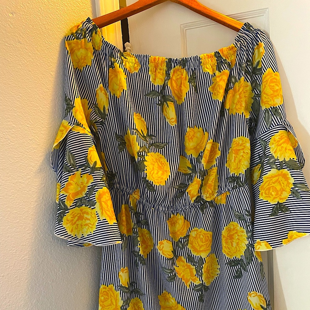 XL Floral Off the shoulders dress